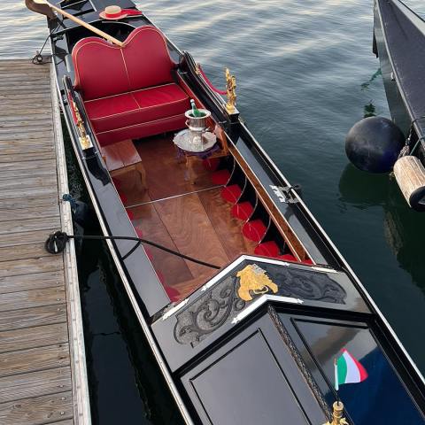 a small boat in a body of water