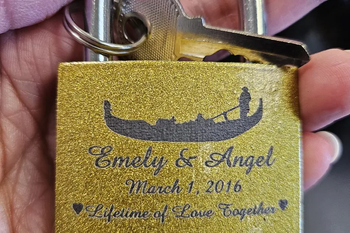 a hand holding a cellphone